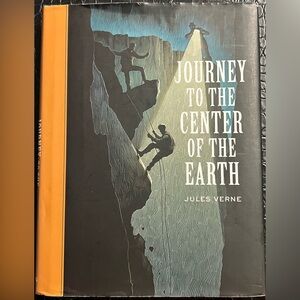 Journey to the Center of the Earth by Jules Verne Book